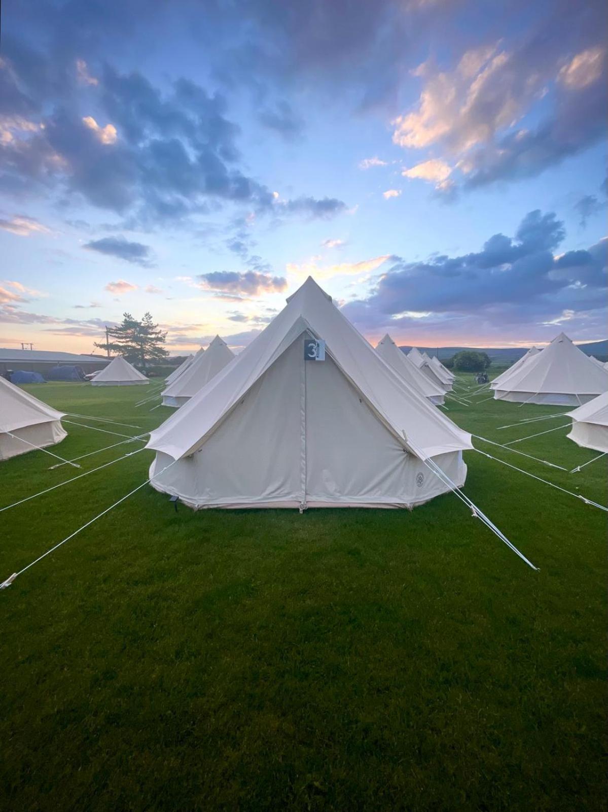 Nine Yards Bell Tents At The Tt - Castletown Extérieur photo