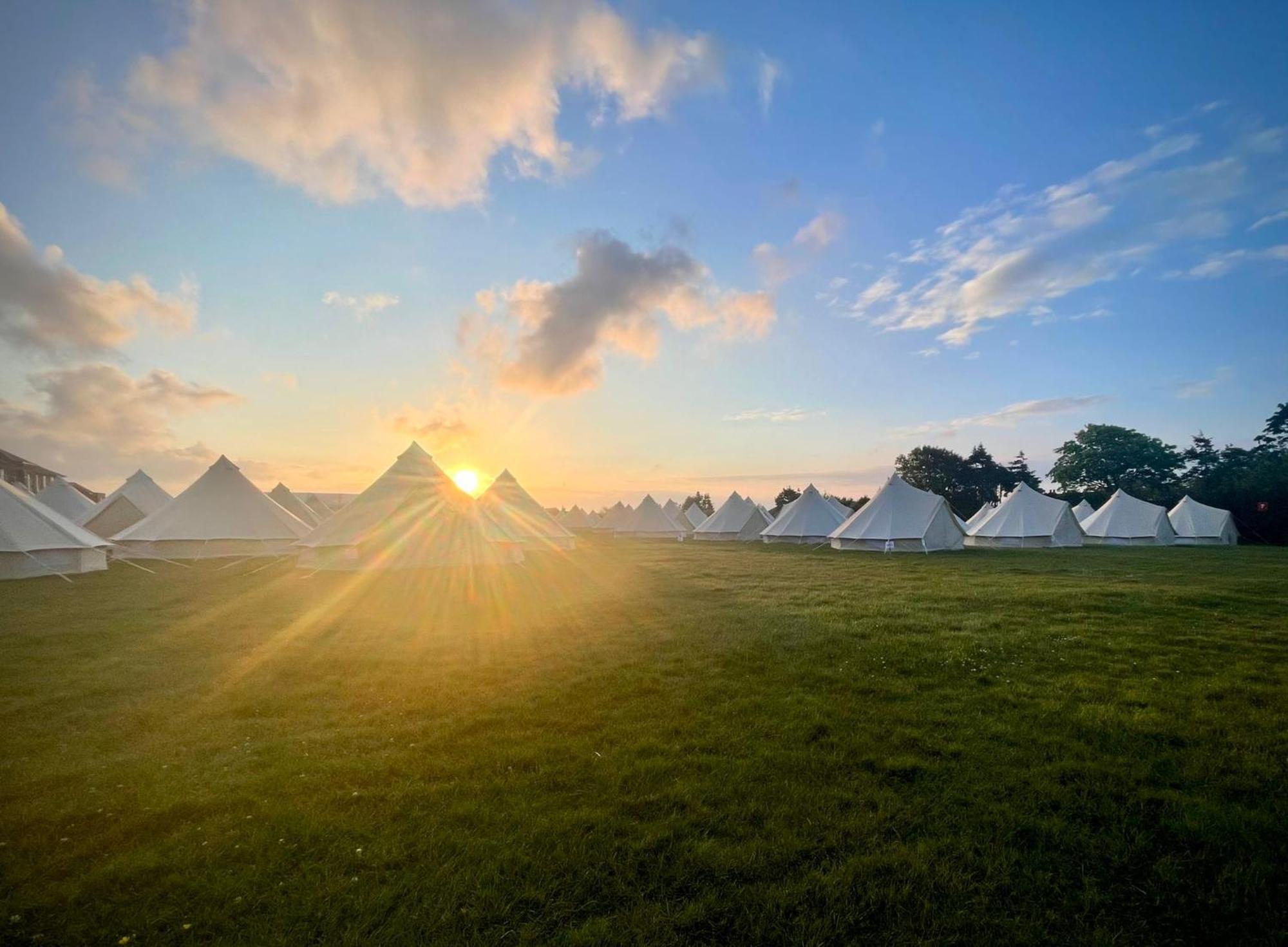 Nine Yards Bell Tents At The Tt - Castletown Extérieur photo