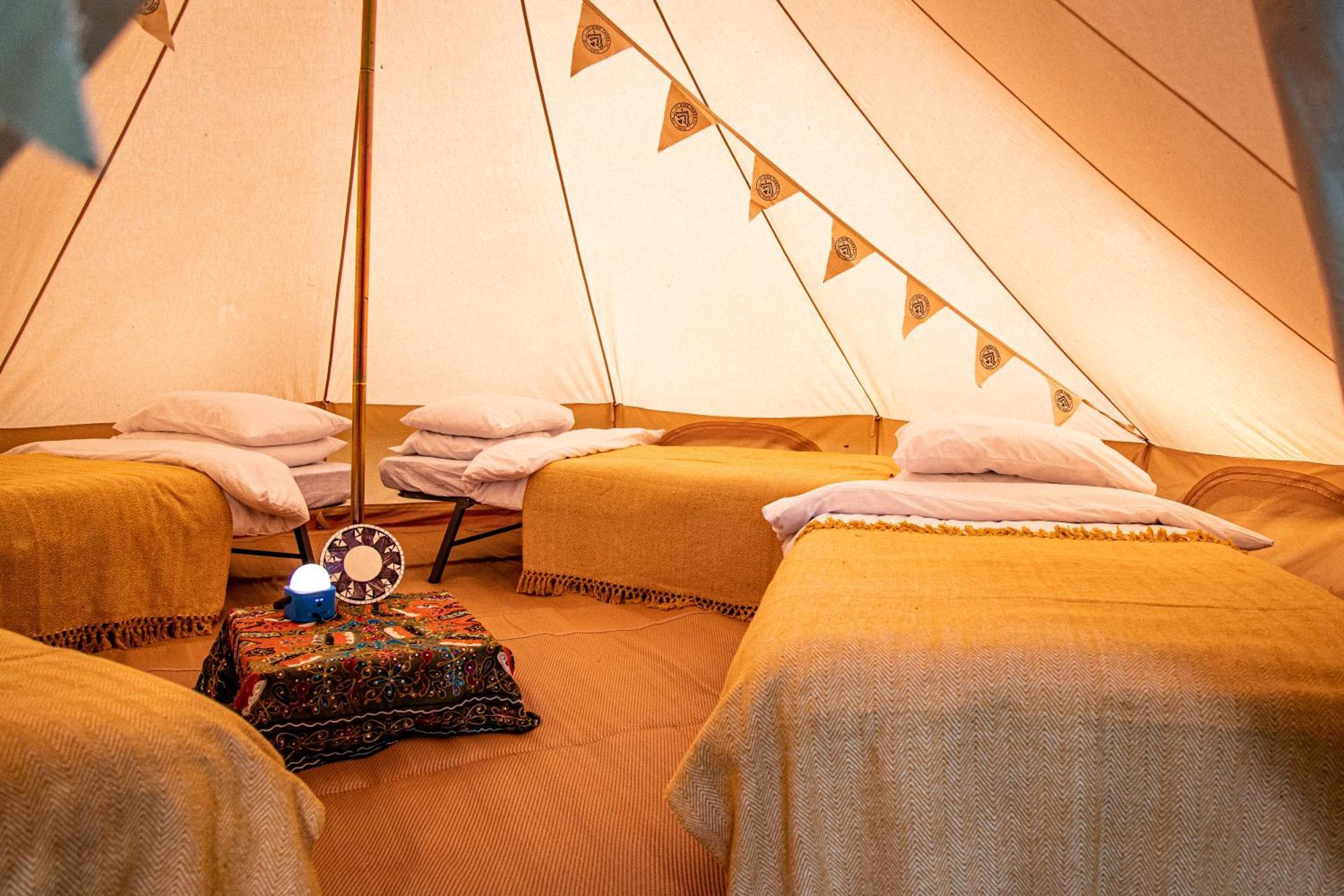 Nine Yards Bell Tents At The Tt - Castletown Extérieur photo